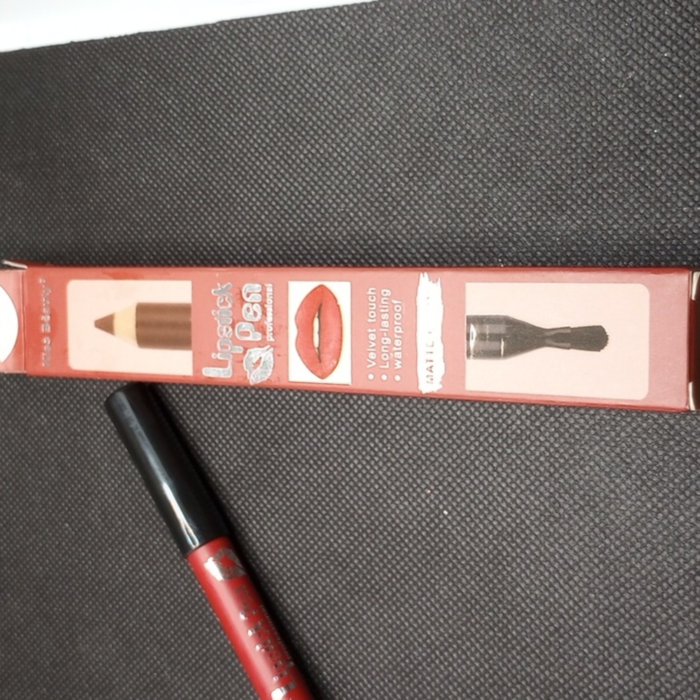 Kiss beauty lipstick pen Velvet touch long lasting waterproof matte color